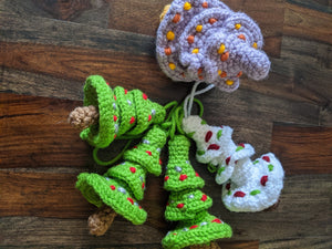 Knitted Christmas Trees