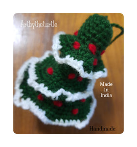 Knitted Christmas Trees