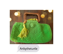 Load image into Gallery viewer, Wristlet Green
